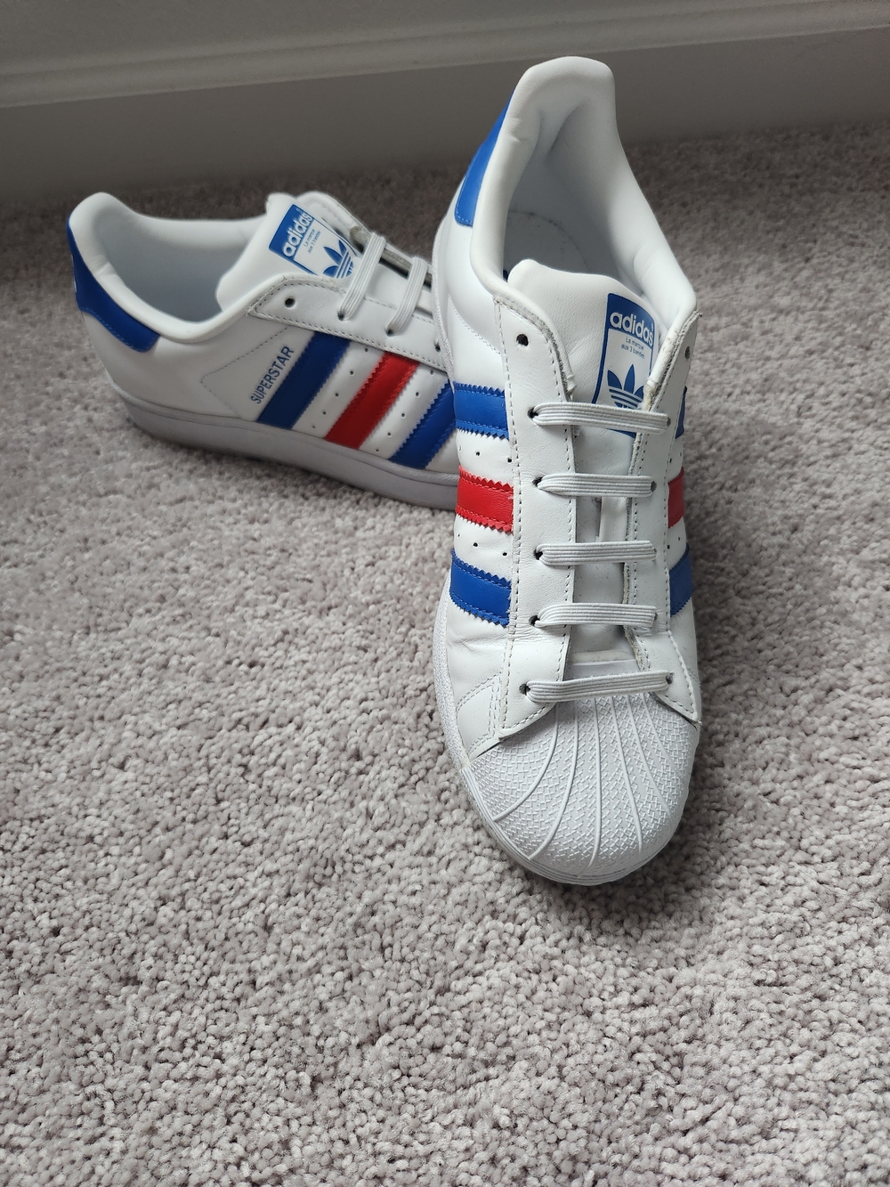 Unisex Adidas Superstar Sneakers in White with Blue & Red Stripes